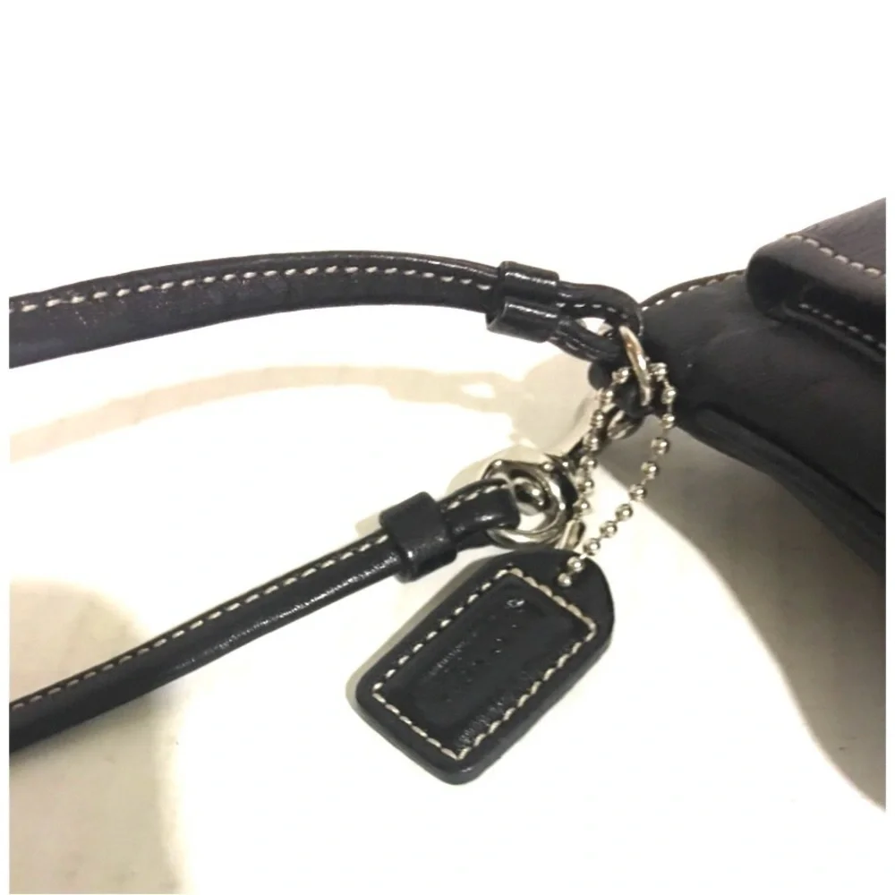 Coach vintage black leather wristlet